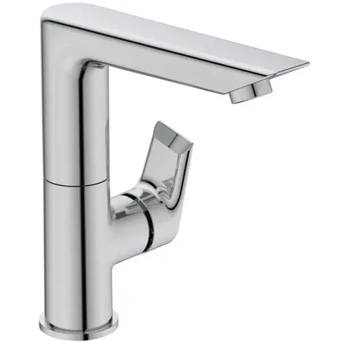 Chromfarbene Armatur von Ideal Standard mit flachem Auslauf und ergonomischem Hebel zur Temperatur- und Durchflussregulierung. Schwenkbereich nicht sichtbar.